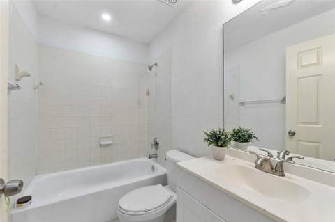 1497 SE 27th Street 320, Homestead FL - photo 7 of 9