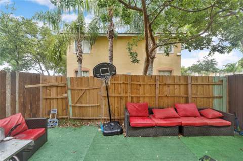 1497 SE 27th Street 320, Homestead FL - photo 8 of 9