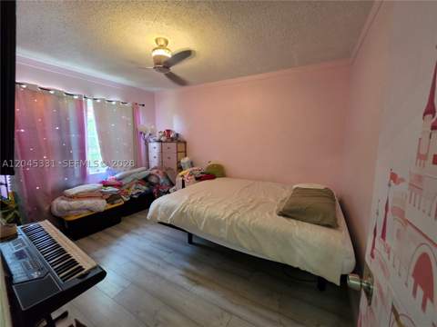 10801 NE 10th Ave, Biscayne Park FL - photo 15 of 23