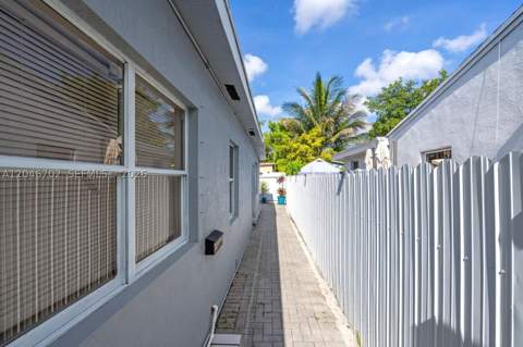 801 NW 17th Ct, Miami FL - photo 6 of 37
