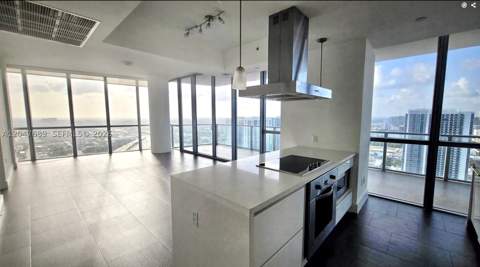 1100 Biscayne Blvd 3708, Miami FL - photo 6 of 18