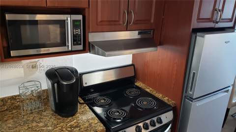 19201 Collins Ave 246, Sunny Isles Beach FL - photo 8 of 8