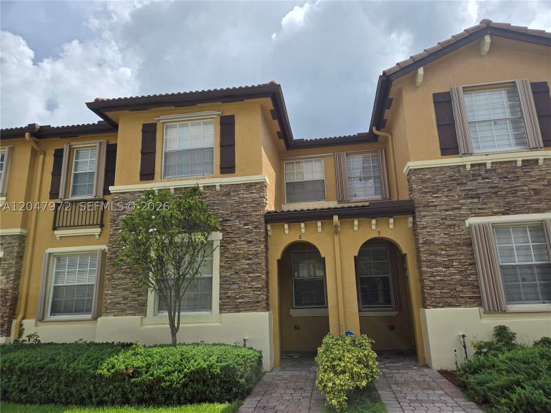 3 bedroom Condominium at 9249 SW 227th St 8-22, The Shores Condo No 1, Cutler Bay — photo 2