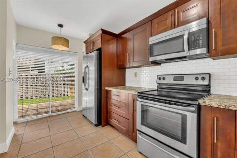 4916 SW 154th Ave, Miami FL - photo 17 of 53