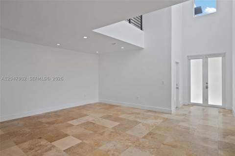 7004 NE 5th Ave, Miami FL - photo 15 of 36