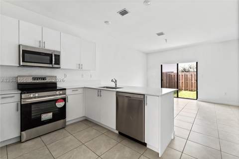 12958 SW 231st St, Miami FL - photo 17 of 46
