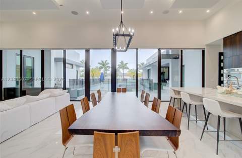 13052 NW 102nd Ave, Hialeah Gardens FL - photo 12 of 68