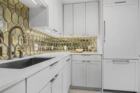 5 Island Ave 8H, Miami Beach FL - photo 20 of 91