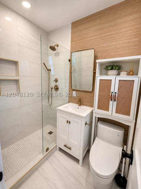 4455 N Bay Rd, Miami Beach FL - photo 10 of 14