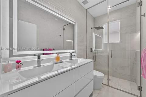 11024 W 35th Ln, Hialeah FL - photo 17 of 36