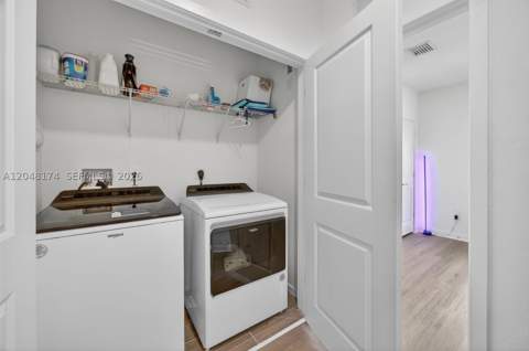 826 SE 17th St, Homestead FL - photo 18 of 49