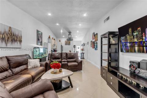 25808 SW 127th Ct Cir, Homestead FL - photo 8 of 34