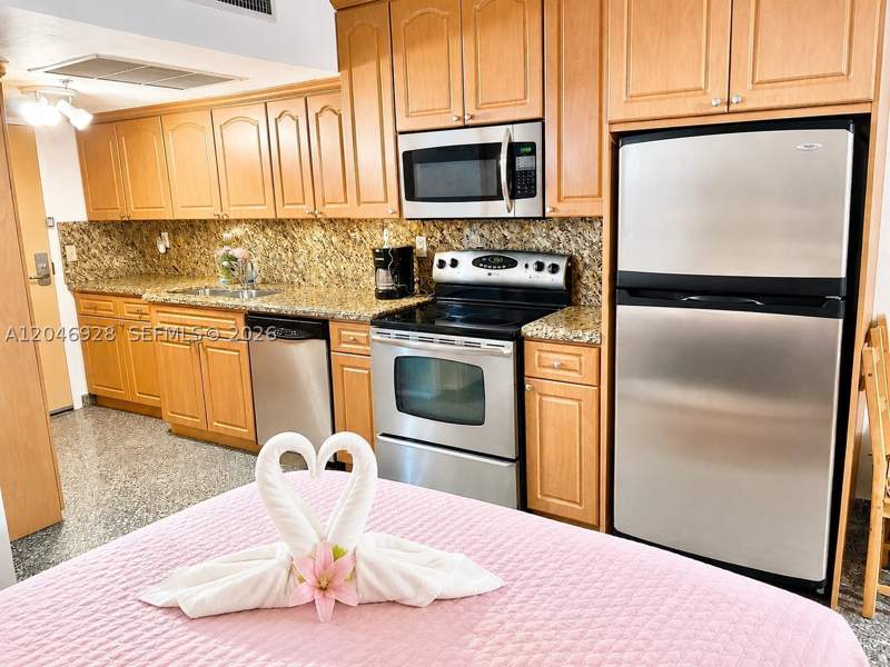 0 bedroom Condominium at 19201 Collins Ave 441, The Aventura Beach Club C, Sunny Isles Beach — photo 4