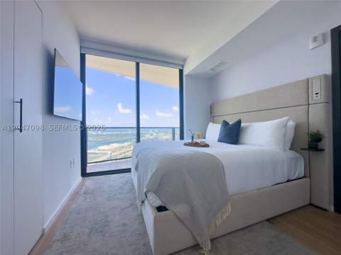 398 NE 5th St 4210, Miami FL - photo 10 of 30