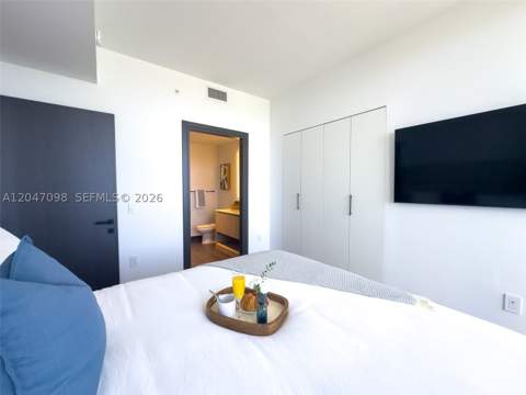 398 NE 5th St 4210, Miami FL - photo 13 of 30