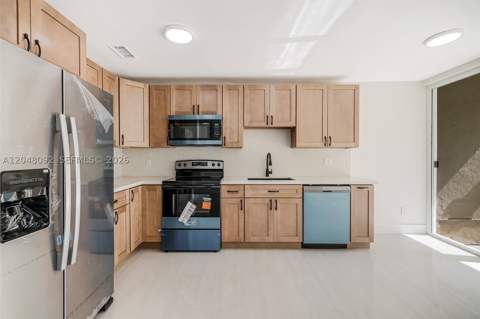 11621 SW 90th St, Miami FL - photo 10 of 35