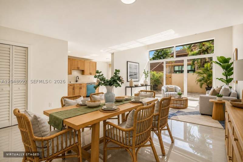 3 bedroom Townhouse at 11621 SW 90th St, Lenox Woods, Miami — photo 5