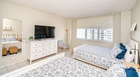5601 Collins Ave 1517, Miami Beach FL - photo 17 of 33
