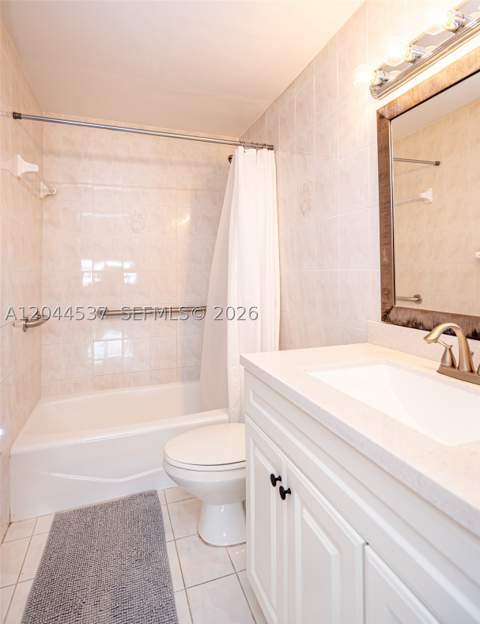 5601 Collins Ave 1517, Miami Beach FL - photo 21 of 33