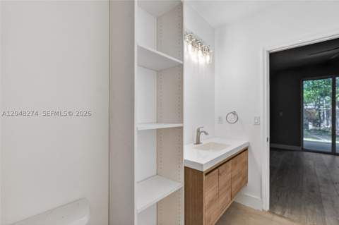 652 NE 63rd St 103, Miami FL - photo 19 of 33