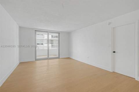 5555 Collins Ave 7B, Miami Beach FL - photo 6 of 21