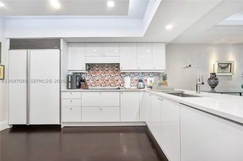 1455 Ocean Dr 904, Miami Beach FL - photo 13 of 70