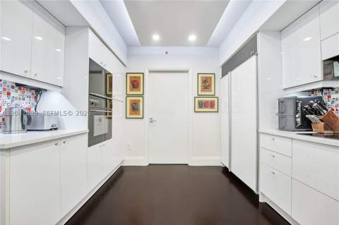 1455 Ocean Dr 904, Miami Beach FL - photo 14 of 70