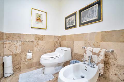 1455 Ocean Dr 904, Miami Beach FL - photo 23 of 70