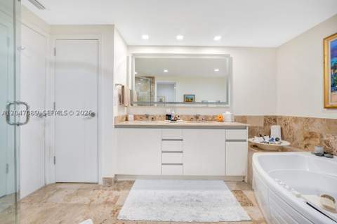 1455 Ocean Dr 904, Miami Beach FL - photo 24 of 70