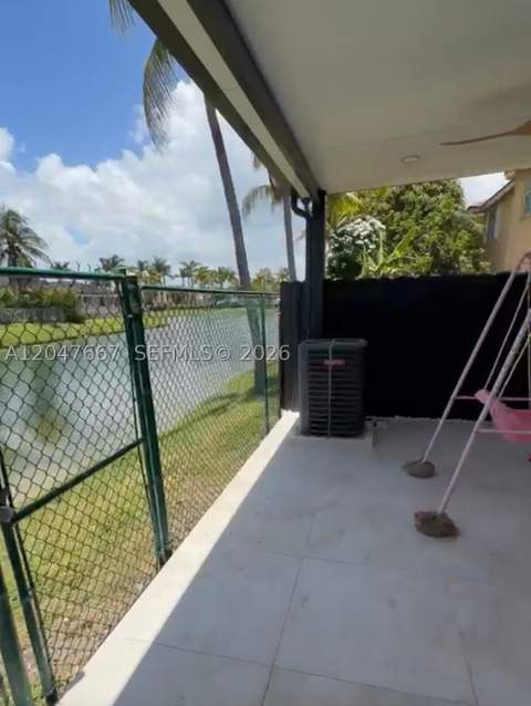 10904 SW 240th Ln, Homestead FL - photo 10 of 30
