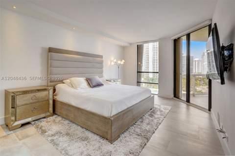 20191 E Country Club Dr 802, Aventura FL - photo 18 of 32