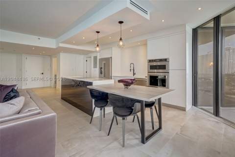 20191 E Country Club Dr 802, Aventura FL - photo 6 of 32