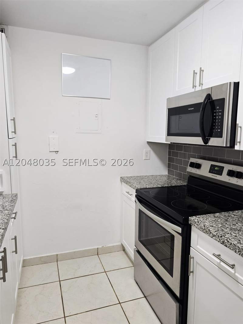 2 bedroom Condominium at 8877 Fontainebleau Blvd 202, Pine Lake Village Condo, Miami — photo 4
