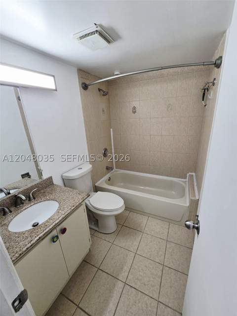 8877 Fontainebleau Blvd 202, Miami FL - photo 9 of 15