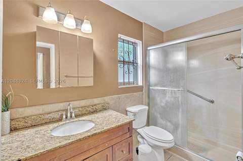 331 NE 176th St, North Miami Beach FL - photo 17 of 28