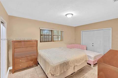 331 NE 176th St, North Miami Beach FL - photo 21 of 28