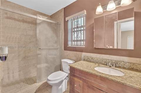 331 NE 176th St, North Miami Beach FL - photo 22 of 28