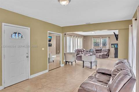 331 NE 176th St, North Miami Beach FL - photo 7 of 28