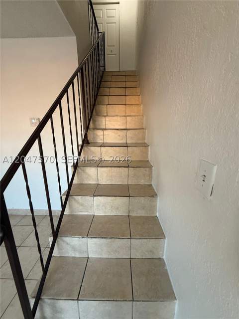 1305 W 53rd St 406, Hialeah FL - photo 14 of 30