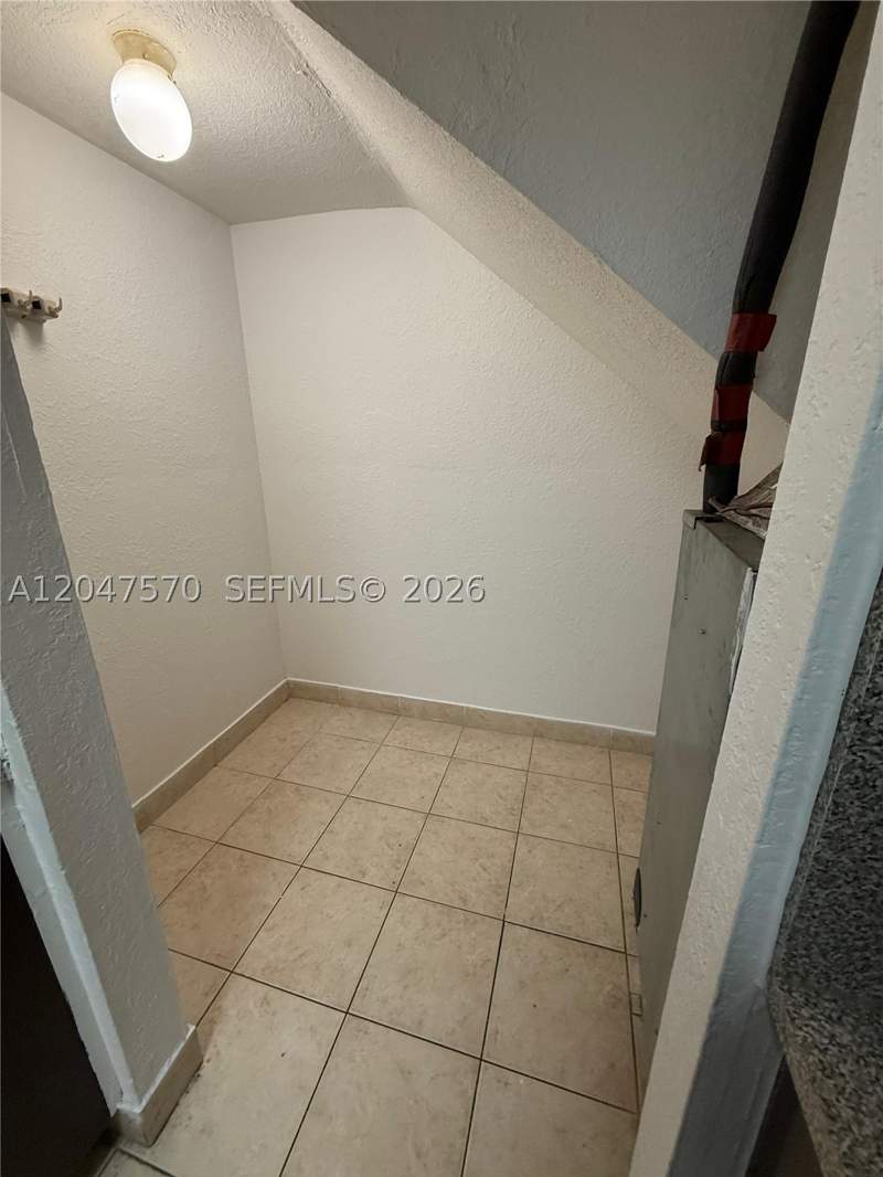 2 bedroom Condominium at 1305 W 53rd St 406, Villa Catalina Condo, Hialeah — photo 5