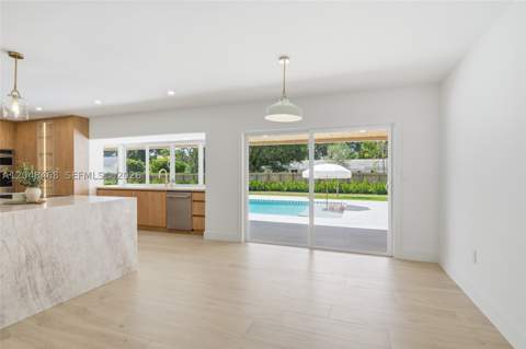 7600 SW 168th St, Palmetto Bay FL - photo 14 of 46