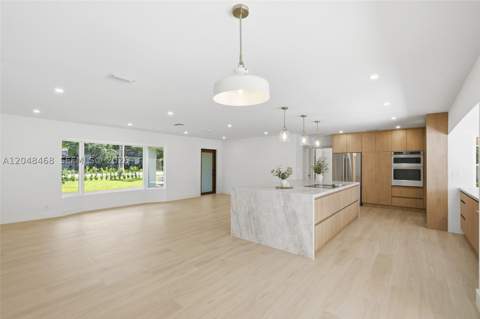 7600 SW 168th St, Palmetto Bay FL - photo 15 of 46