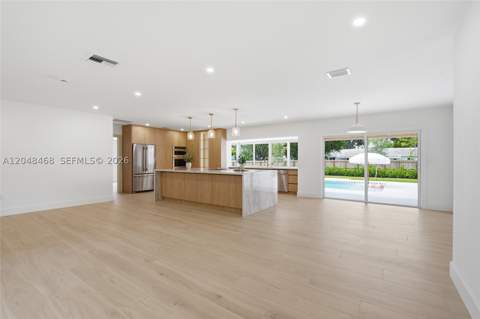 7600 SW 168th St, Palmetto Bay FL - photo 6 of 46