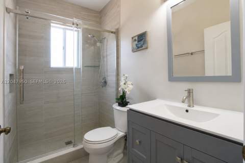 1351 NE 41st Pl, Homestead FL - photo 22 of 44