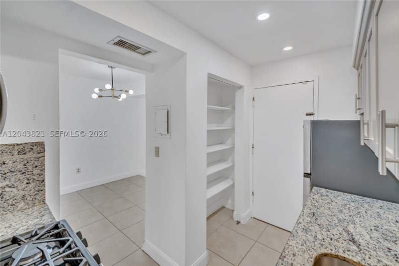 2 bedroom Condominium at 1205 Mariposa Ave 307, Villa Capri Condo, Coral Gables — photo 5