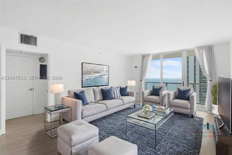 1 bedroom Condominium at 1155 Brickell Bay Dr 3105, The Mark On Brickell Cond, Miami — photo 4