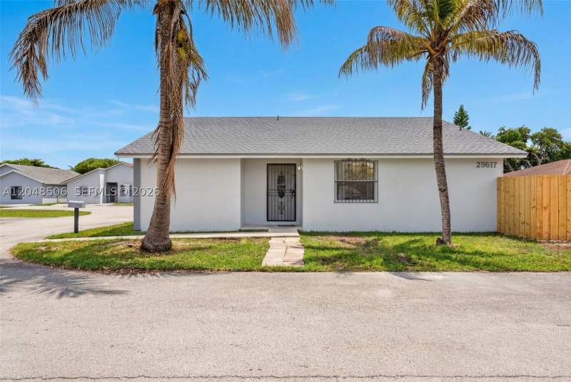 2 bedroom SingleFamilyResidence at 29617 SW 158th Ct, Greenwood Villas, Homestead — photo 5