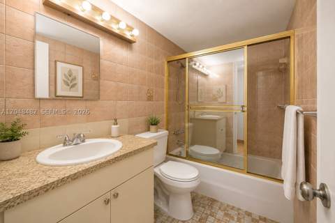 1337 NW 1st St 12, Miami FL - photo 6 of 12