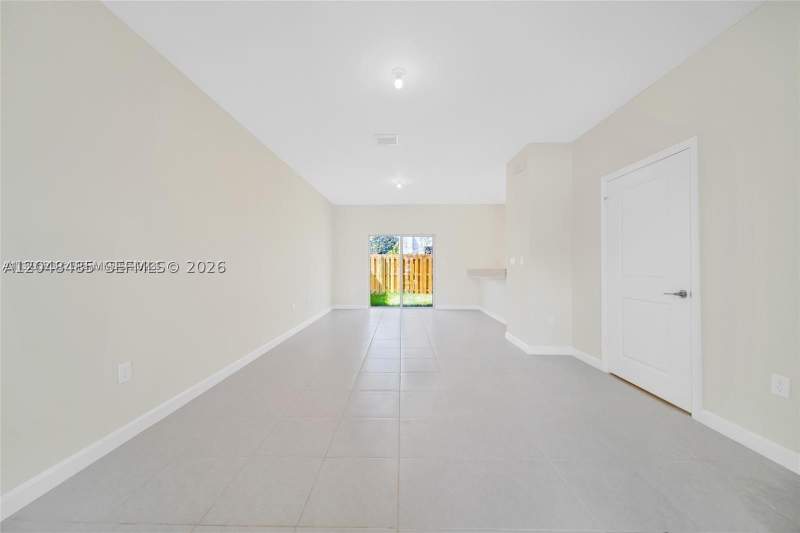 3 bedroom Townhouse at 12918 NW 23rd Pl, Golf Park Sec 1, Miami — photo 3