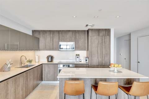 88 SW 7th St 3604, Miami FL - photo 7 of 55